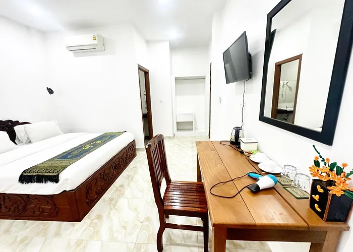 Hotel Mini *